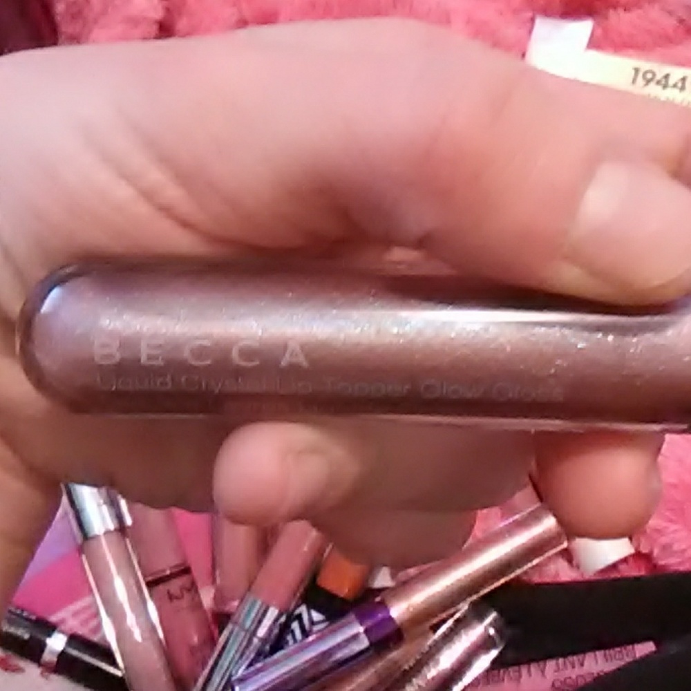 Becca liquid crystal lip topper